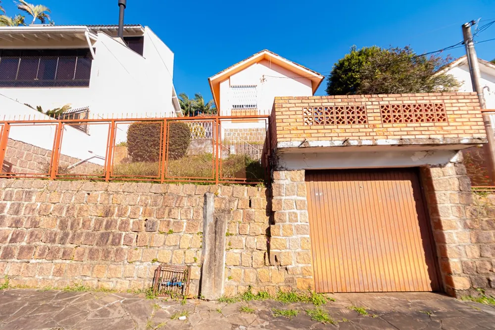 Casa em Condomínio para venda no bairro Santa Tereza em Porto Alegre