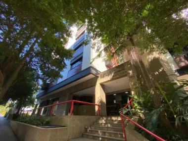 Sala para venda no bairro Higienópolis em Porto Alegre