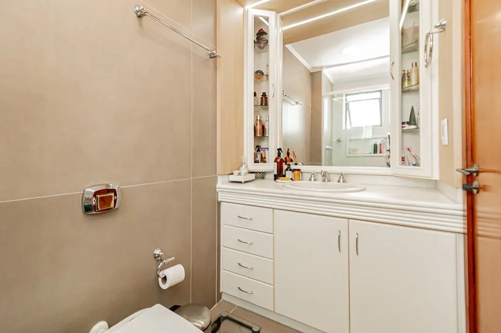 Apartamento para venda no bairro Menino Deus em Porto Alegre