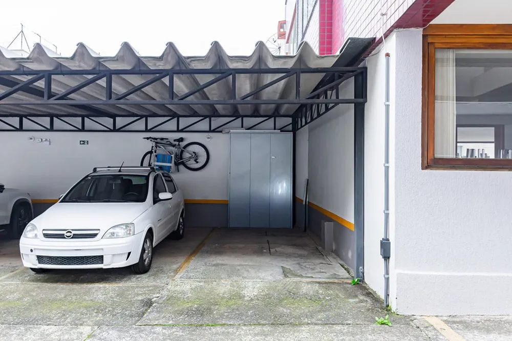 Apartamento para venda no bairro Santo Antônio em Porto Alegre