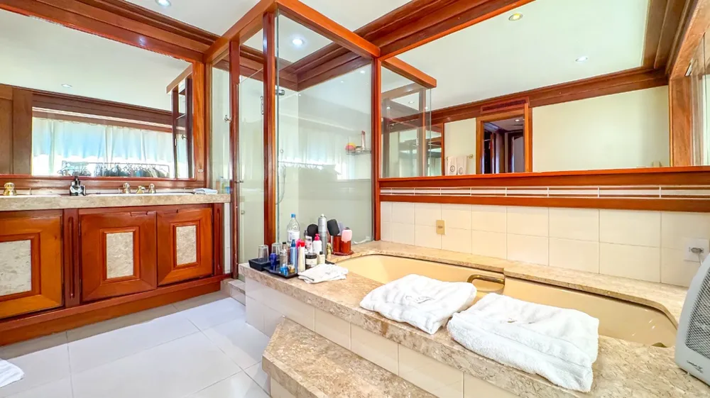 Cobertura Duplex para venda no bairro Petrópolis em Porto Alegre