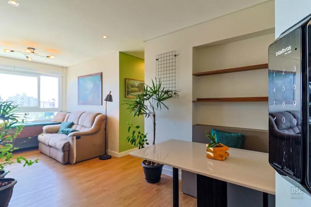Apartamento para venda no bairro São Sebastião em Porto Alegre