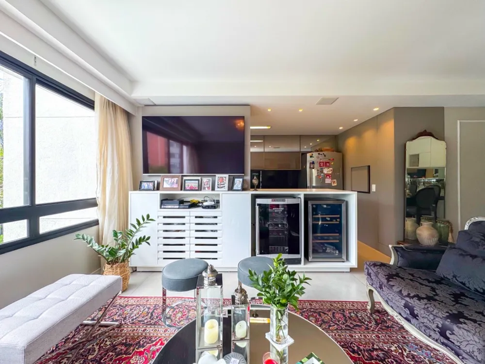 Apartamento para venda no bairro Chácara das Pedras em Porto Alegre