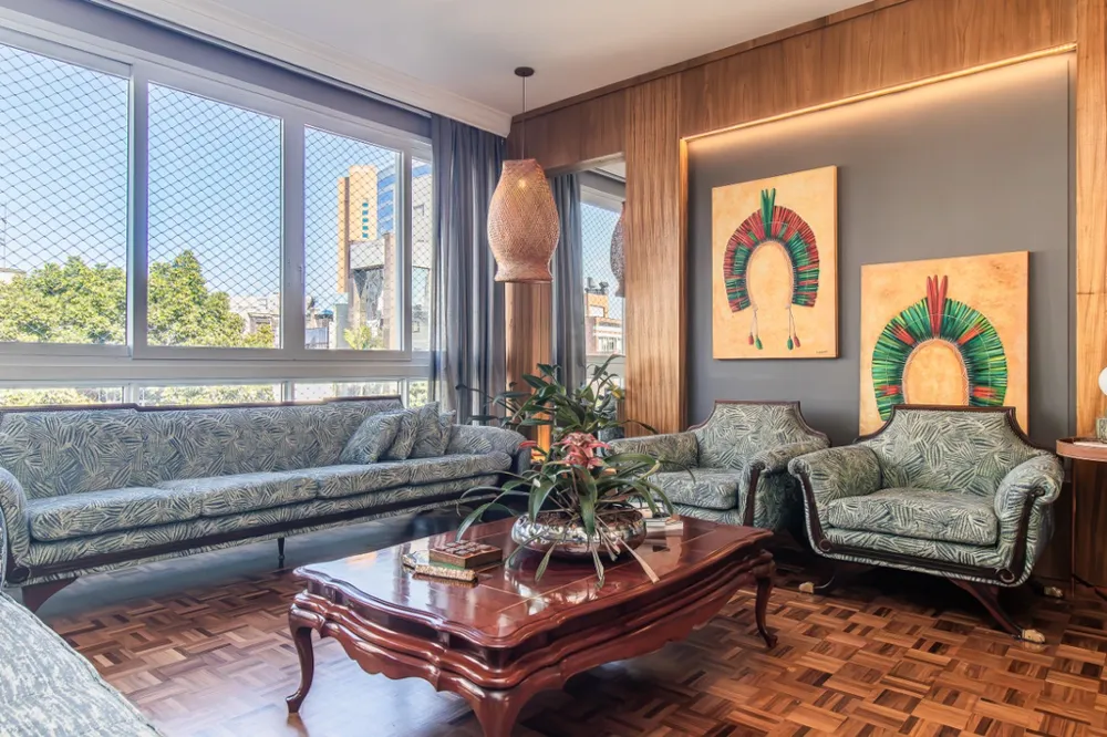 Apartamento para venda no bairro Moinhos de Vento em Porto Alegre