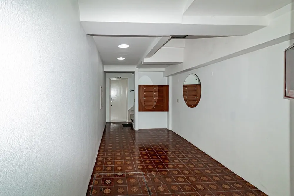 Apartamento para venda no bairro Floresta em Porto Alegre