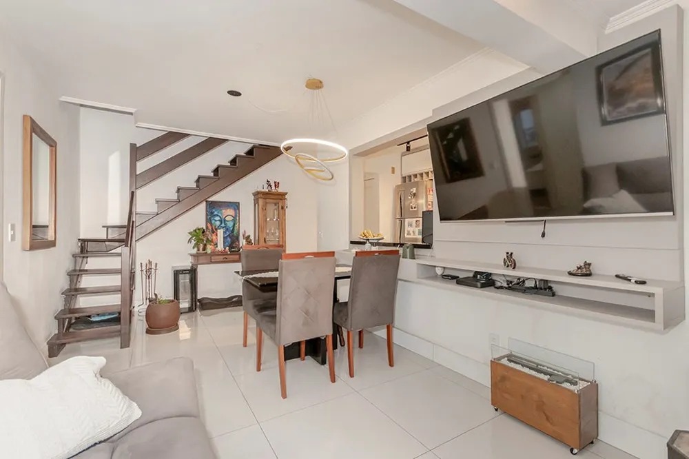 Cobertura Duplex para venda no bairro Nonoai em Porto Alegre