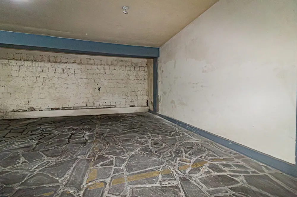 Sala para venda no bairro Auxiliadora em Porto Alegre