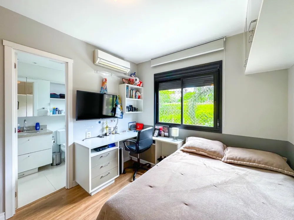 Apartamento para venda no bairro Chácara das Pedras em Porto Alegre