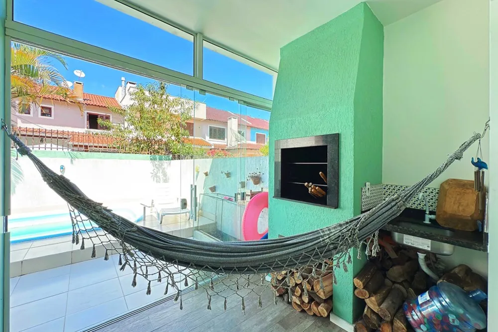 Casa para venda no bairro Hípica em Porto Alegre