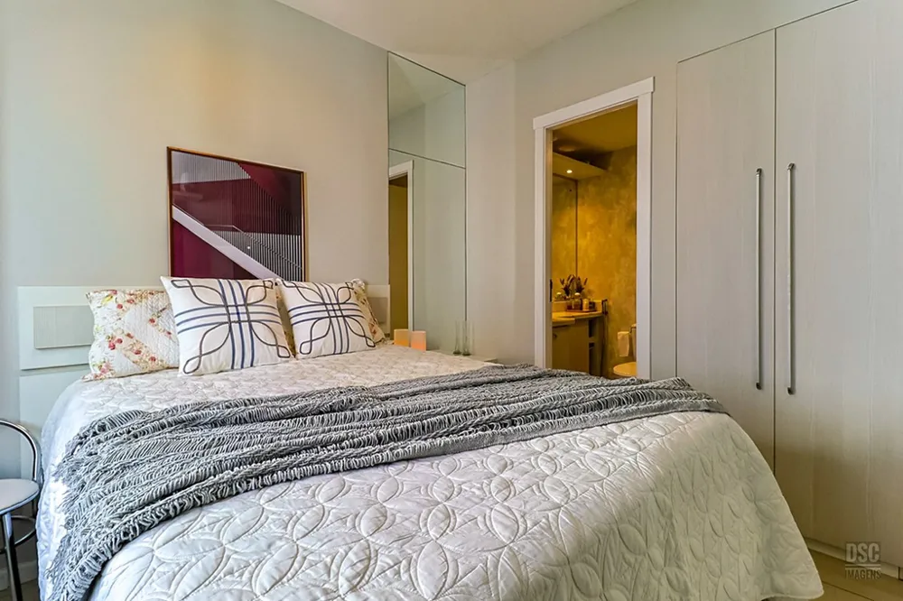 Apartamento para venda no bairro Vila Ipiranga em Porto Alegre