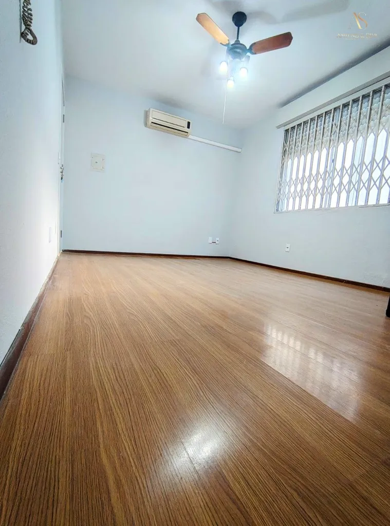 Apartamento para venda no bairro Vila Jardim em Porto Alegre