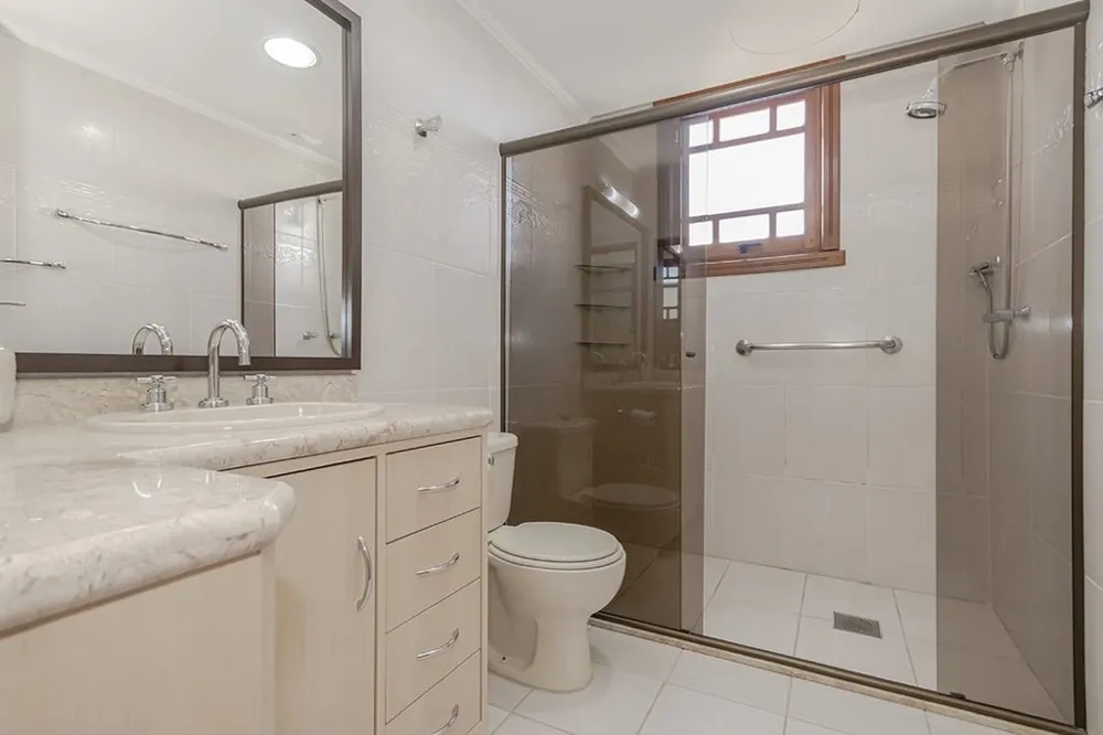 Apartamento para venda no bairro Passo da Areia em Porto Alegre
