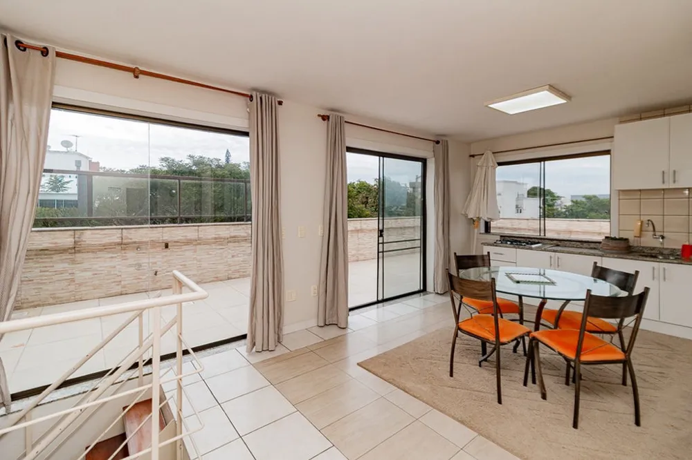 Cobertura Duplex para venda no bairro Jardim Lindóia em Porto Alegre