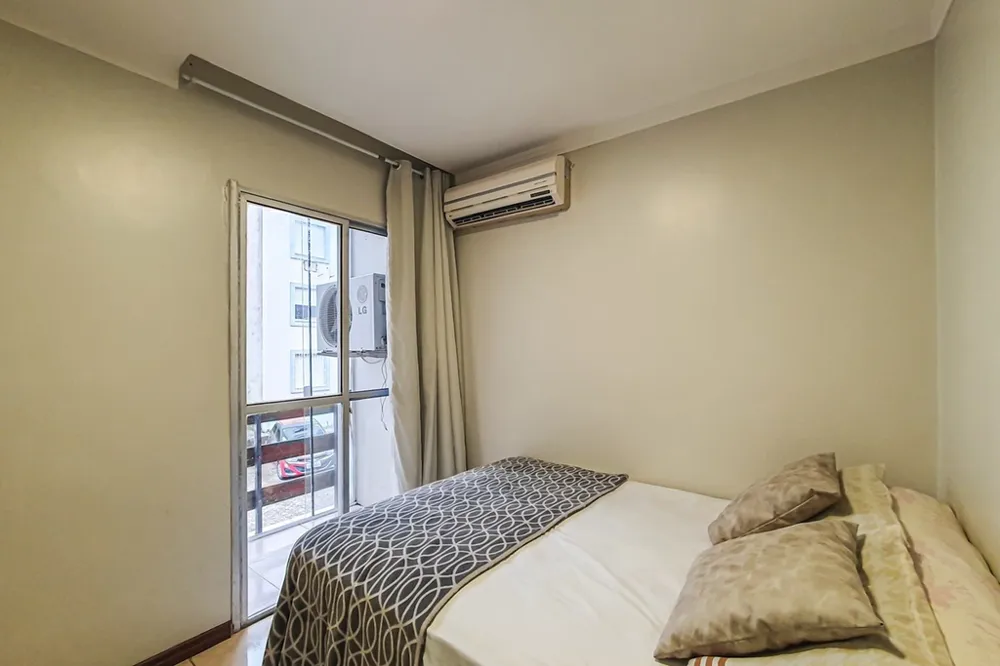 Apartamento para venda no bairro Vila Nova em Porto Alegre