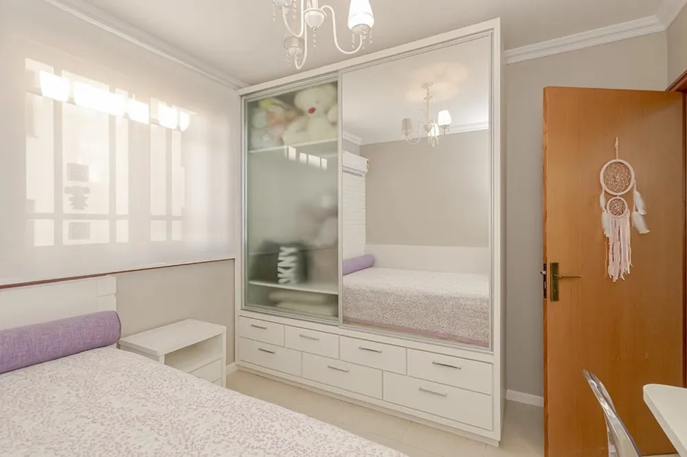 Apartamento para venda no bairro Passo da Areia em Porto Alegre