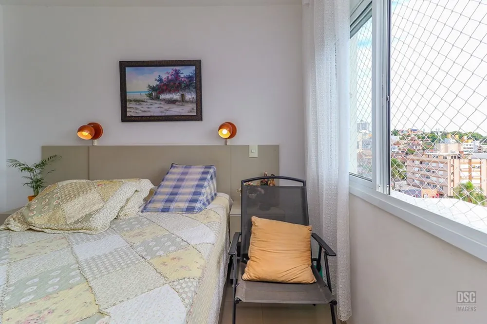 Apartamento para venda no bairro Medianeira em Porto Alegre