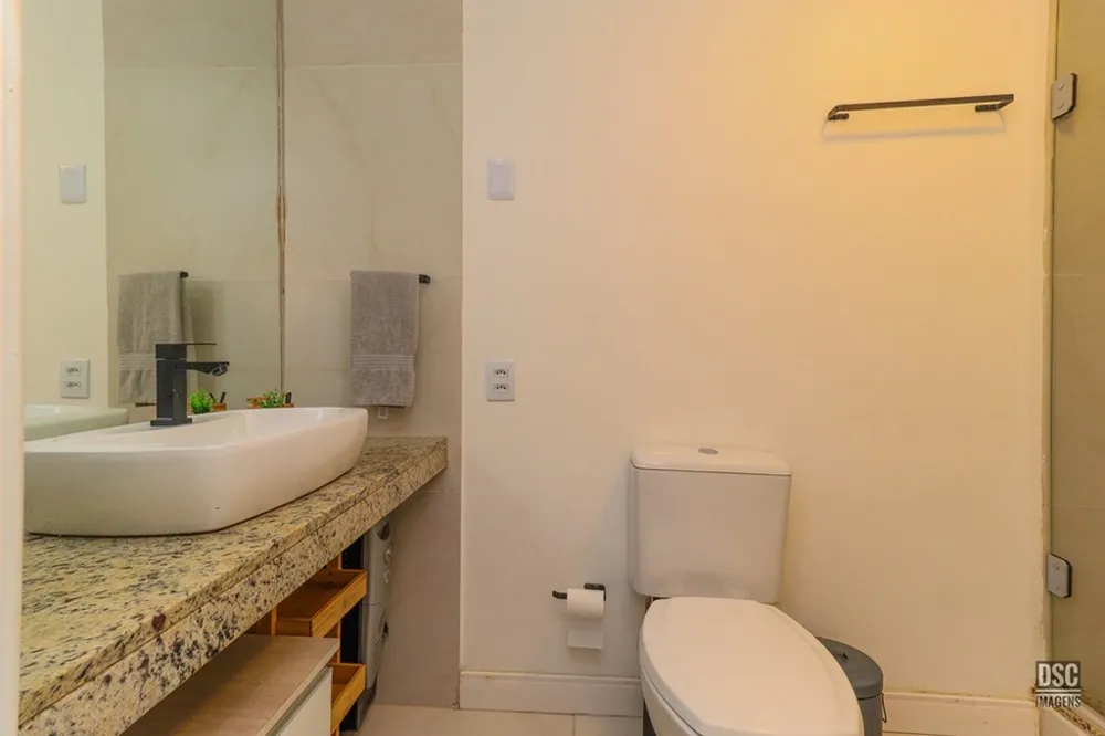 Apartamento para venda no bairro Centro Histórico em Porto Alegre
