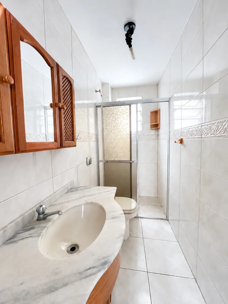 Apartamento para venda no bairro Passo da Areia em Porto Alegre
