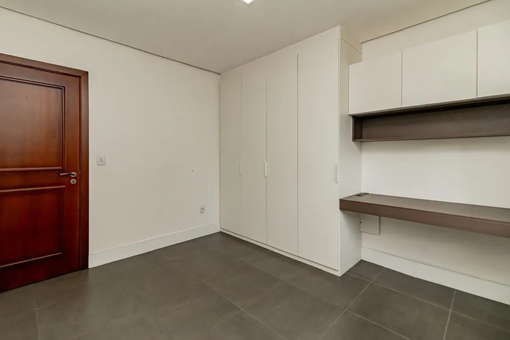 Apartamento para venda no bairro Menino Deus em Porto Alegre