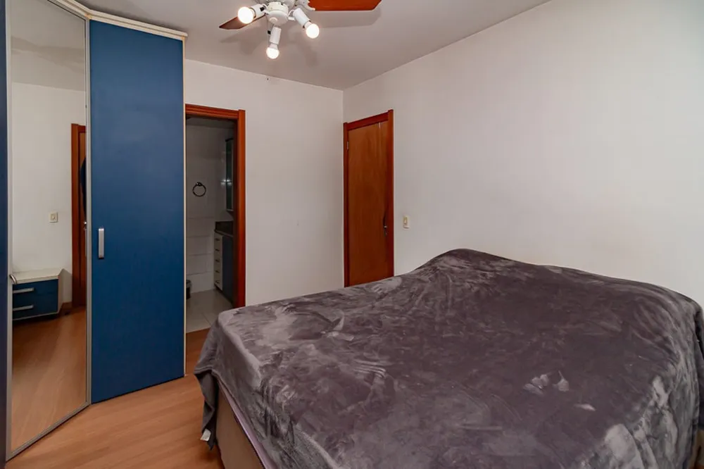 Apartamento para venda no bairro Menino Deus em Porto Alegre