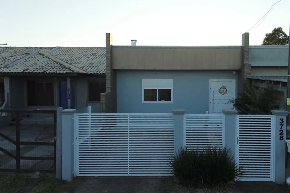 Casa para venda no bairro Capão Novo em Capão da Canoa