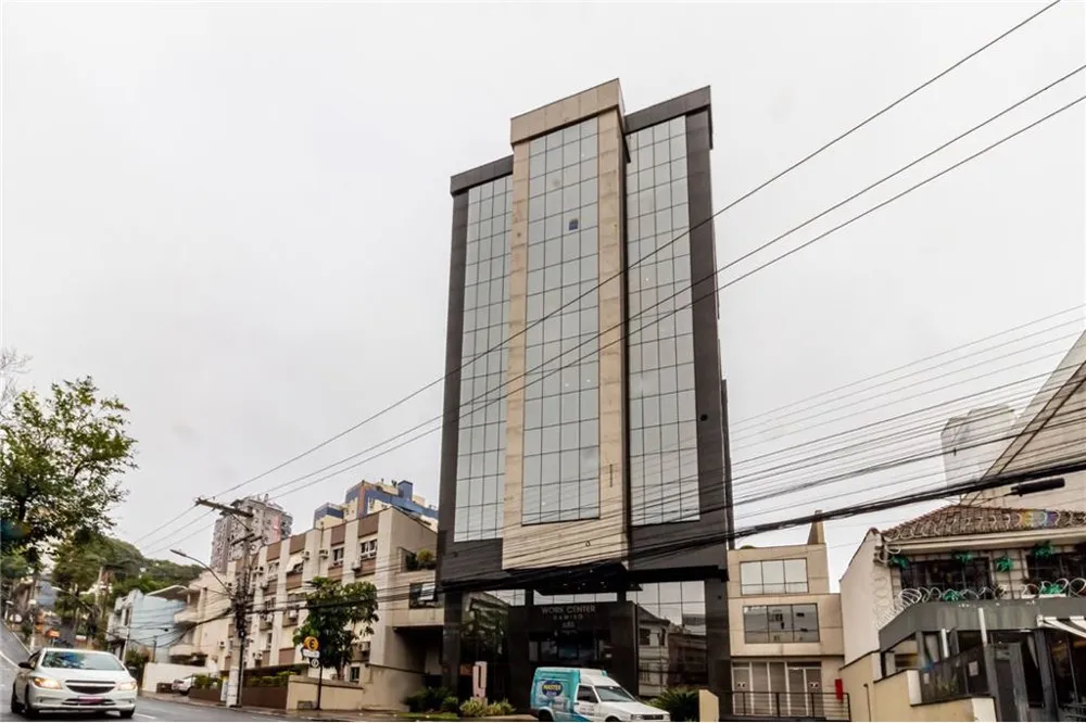 Sala para venda no bairro Floresta em Porto Alegre