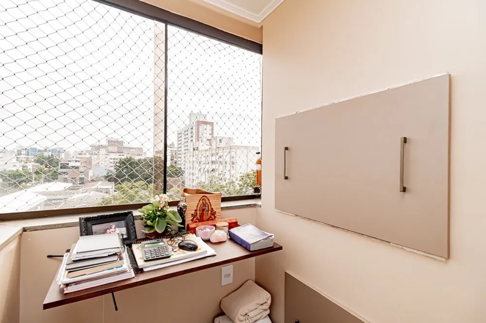 Apartamento para venda no bairro Menino Deus em Porto Alegre