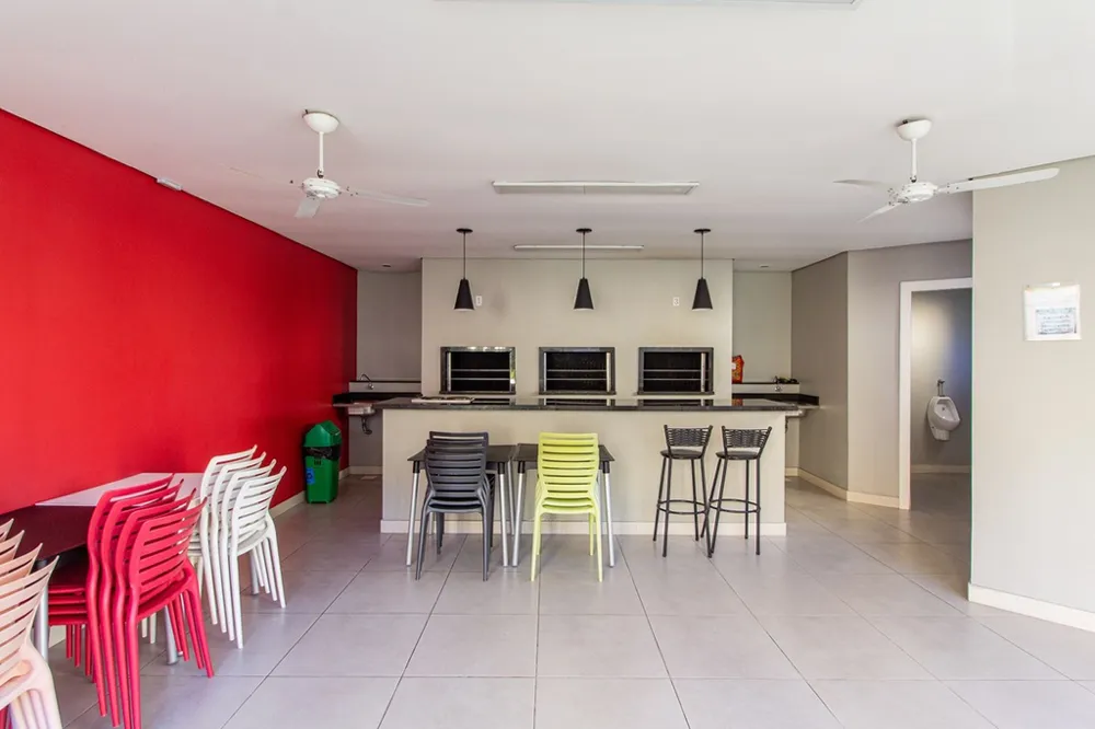 Apartamento para venda no bairro Passo da Areia em Porto Alegre