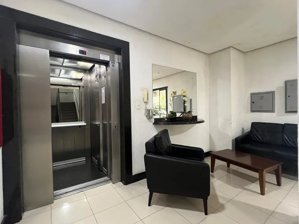 Apartamento para venda no bairro Cavalhada em Porto Alegre