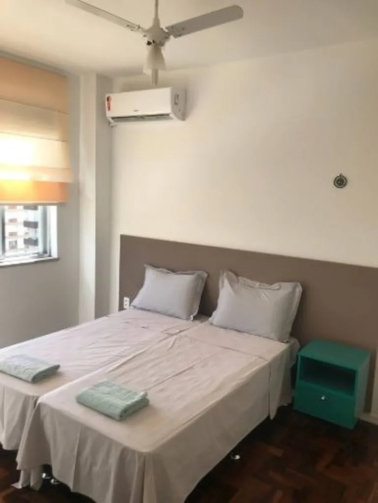 Apartamento para venda no bairro Moinhos de Vento em Porto Alegre