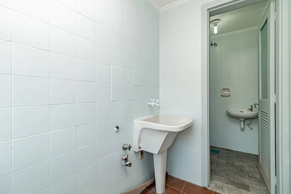 Apartamento para venda no bairro Floresta em Porto Alegre
