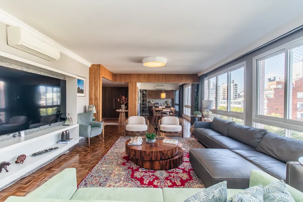 Apartamento para venda no bairro Moinhos de Vento em Porto Alegre