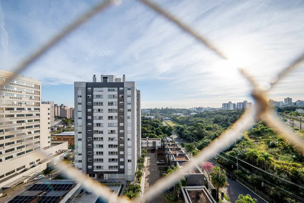 Apartamento para venda no bairro Central Parque em Porto Alegre