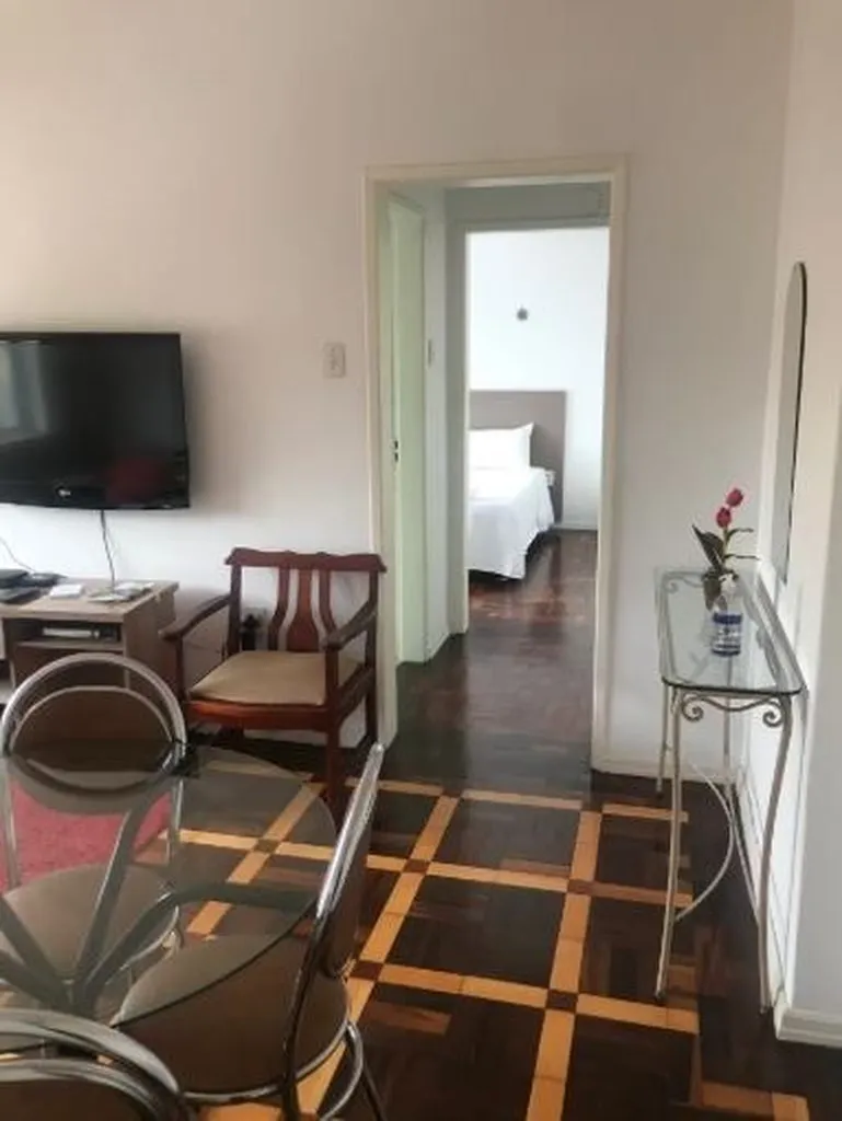 Apartamento para venda no bairro Moinhos de Vento em Porto Alegre