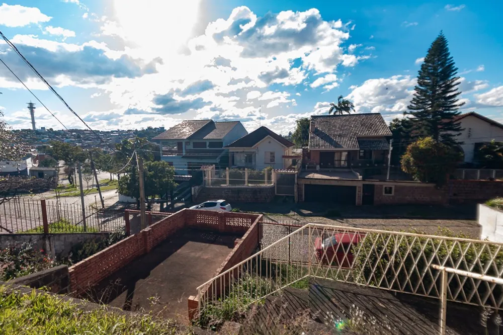 Casa em Condomínio para venda no bairro Santa Tereza em Porto Alegre