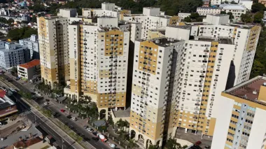 Apartamento para venda no bairro Santo Antônio em Porto Alegre