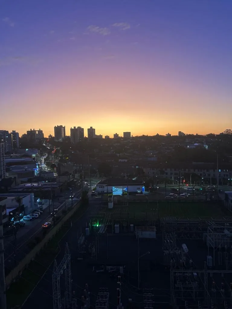 Apartamento para venda no bairro Passo da Areia em Porto Alegre