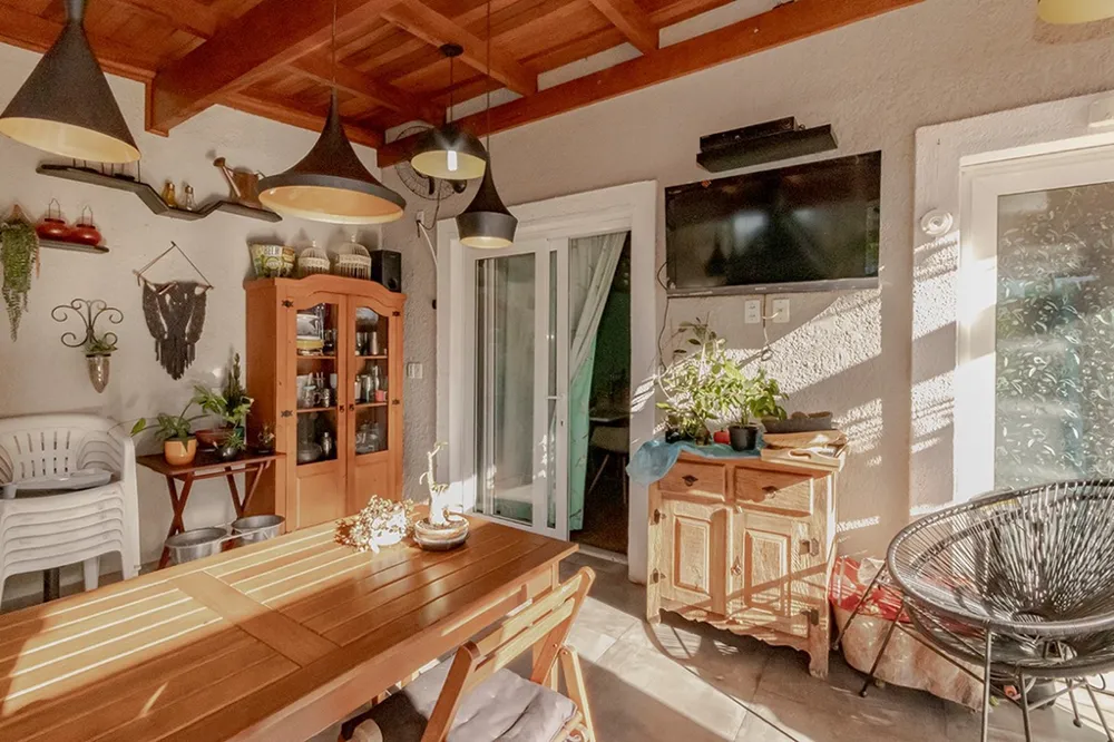 Casa para venda no bairro Lomba do Pinheiro em Porto Alegre