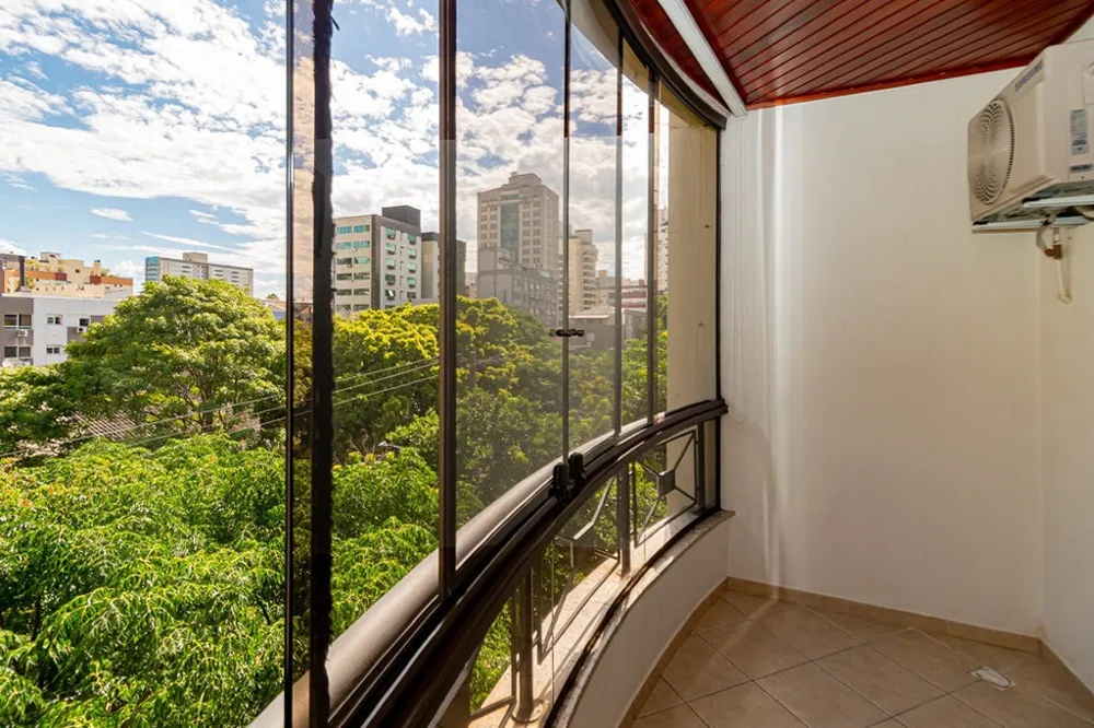 Apartamento para venda no bairro Menino Deus em Porto Alegre