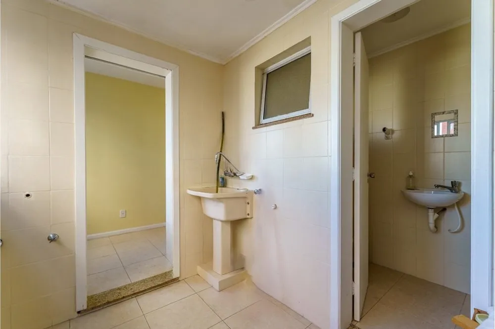 Apartamento para venda no bairro Petrópolis em Porto Alegre