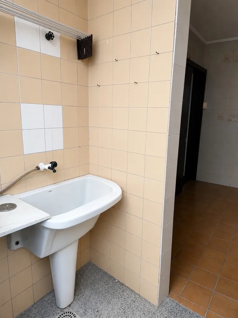 Apartamento para venda no bairro Passo da Areia em Porto Alegre