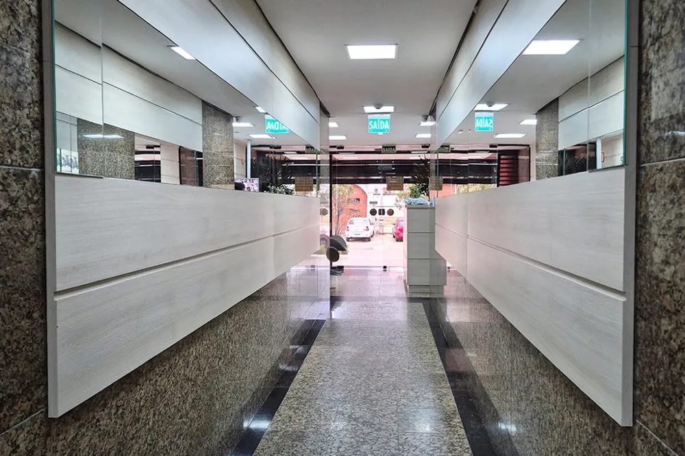 Sala para venda no bairro Floresta em Porto Alegre