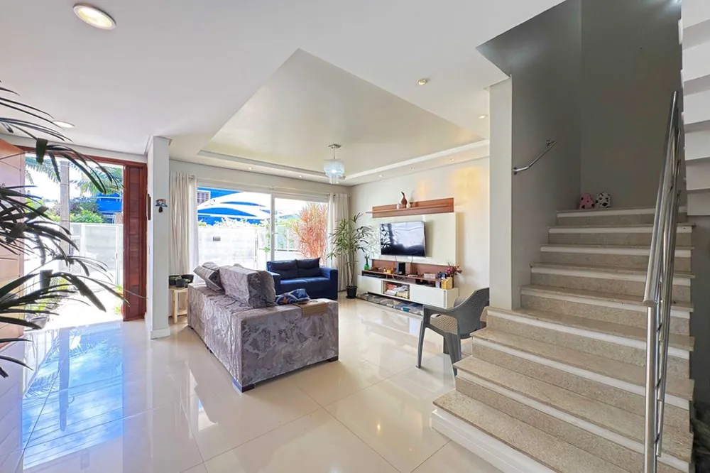 Casa para venda no bairro Hípica em Porto Alegre