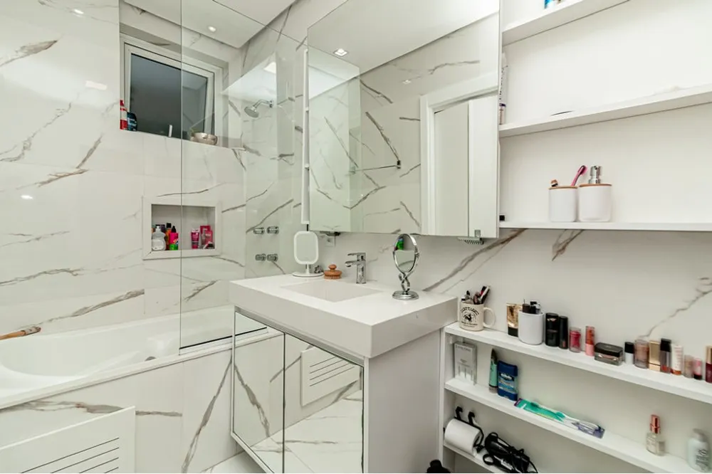 Apartamento para venda no bairro Centro Histórico em Porto Alegre