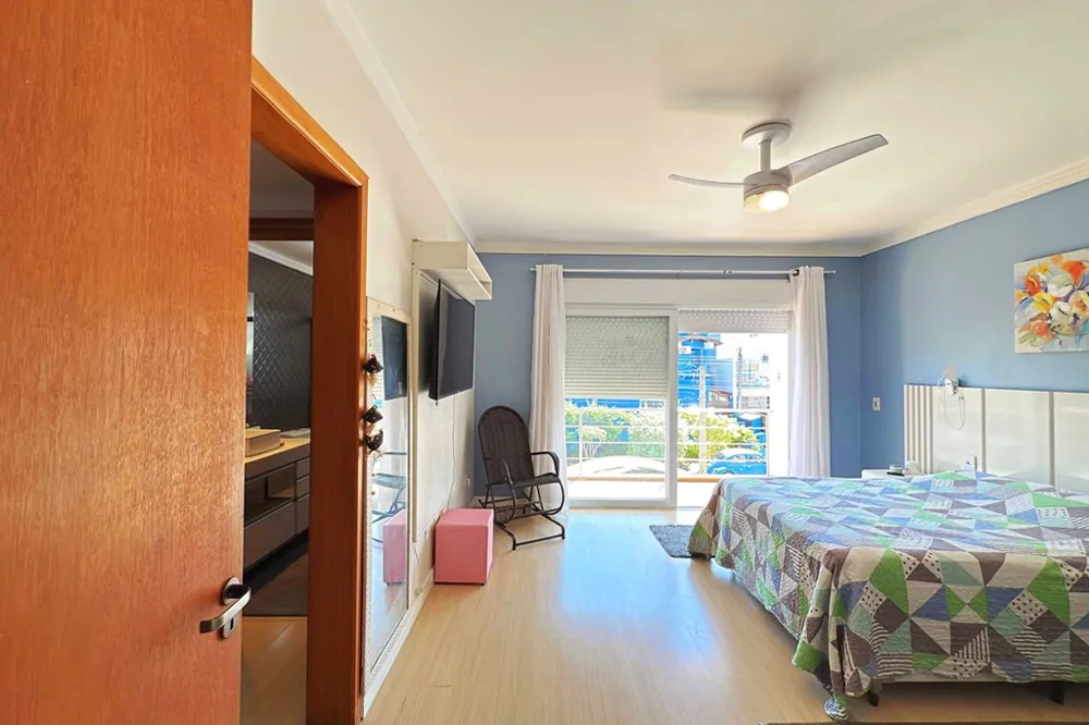 Casa para venda no bairro Hípica em Porto Alegre