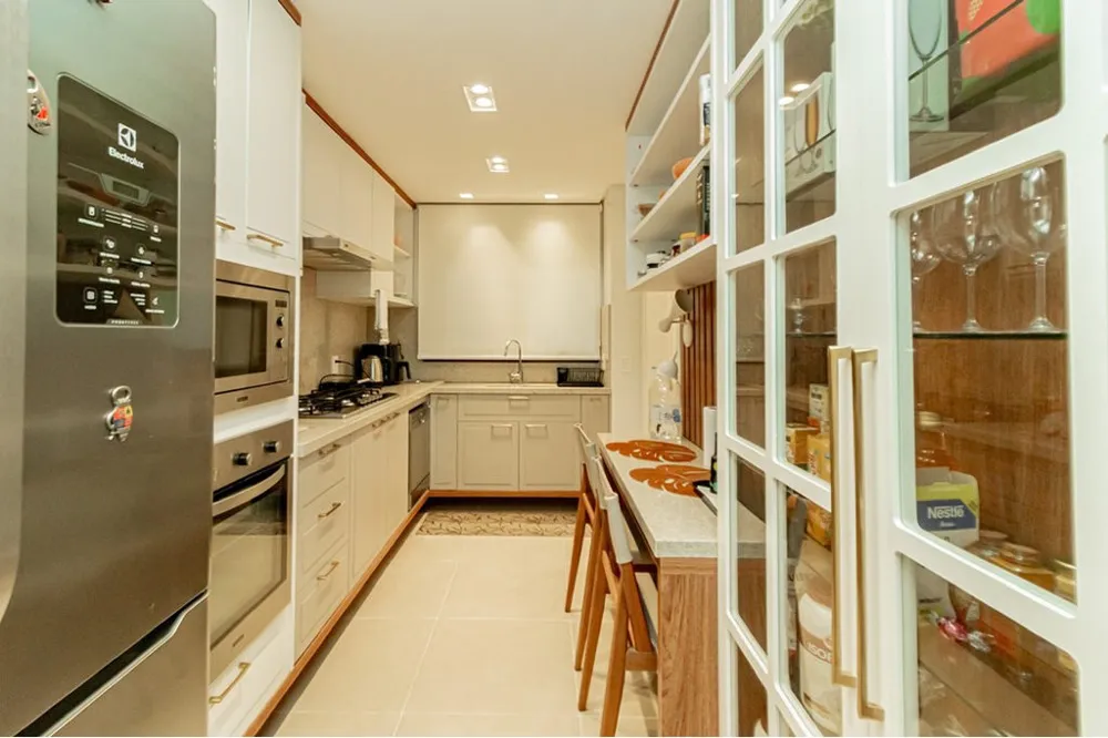 Apartamento para venda no bairro Menino Deus em Porto Alegre