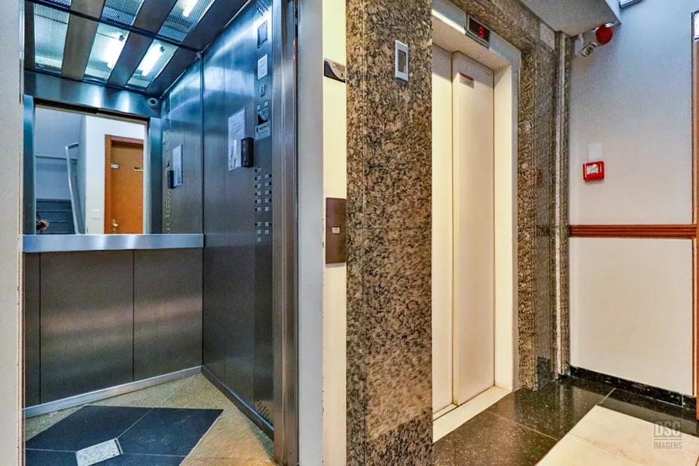 Apartamento para venda no bairro Petrópolis em Porto Alegre
