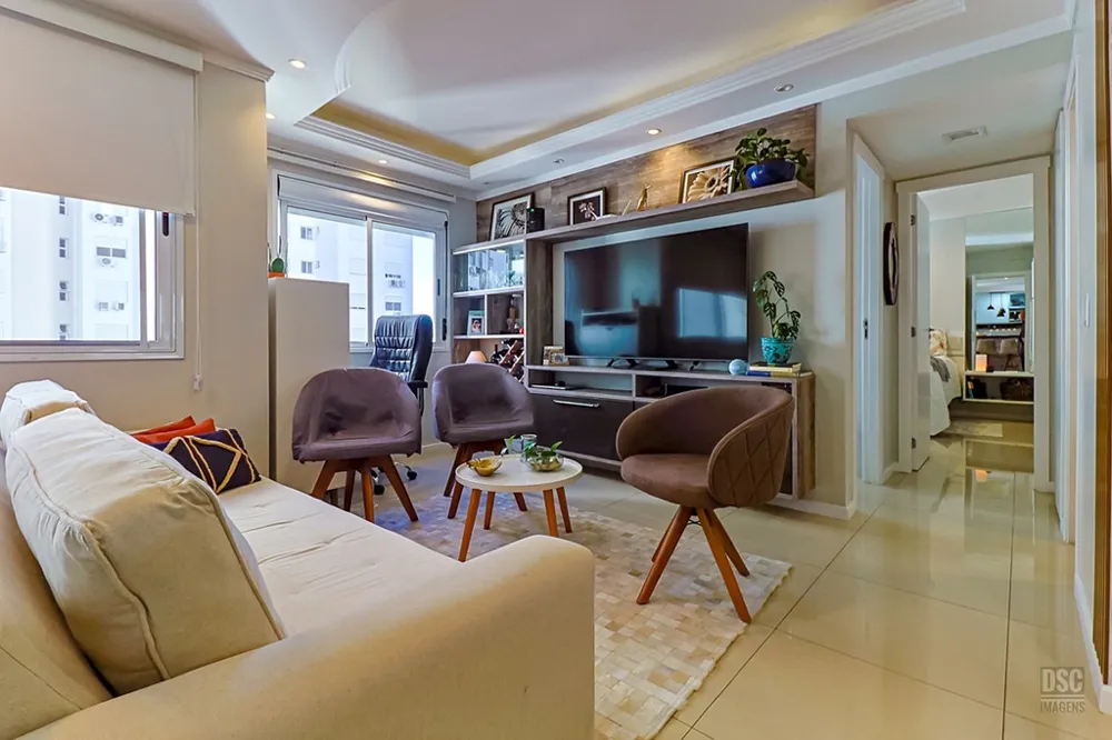 Apartamento para venda no bairro Vila Ipiranga em Porto Alegre