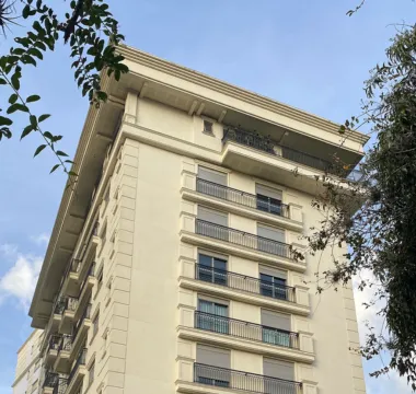 Apartamento para venda no bairro Três Figueiras em Porto Alegre