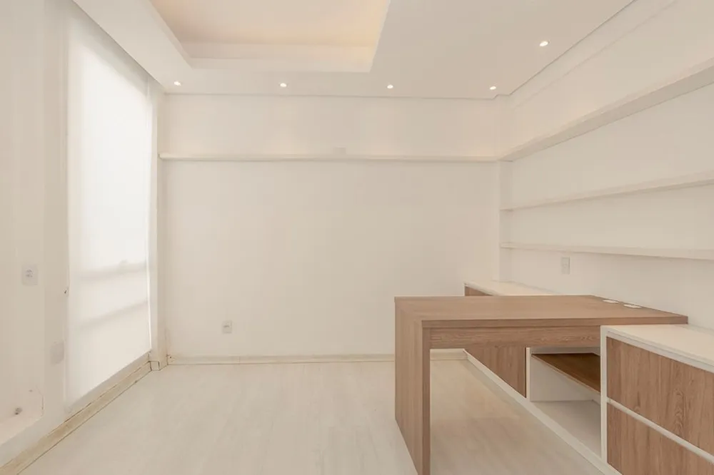 Sala para venda no bairro Petrópolis em Porto Alegre